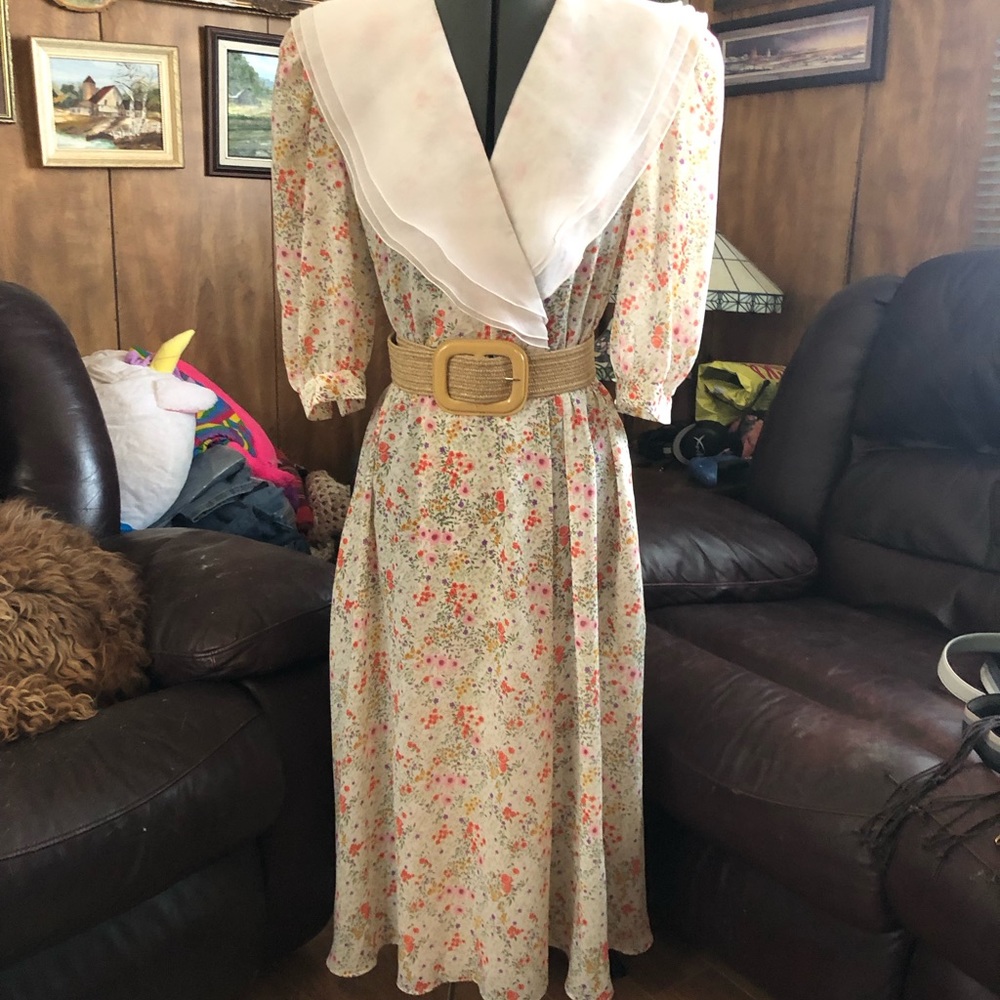Vintage Floral Cottagecore Dress